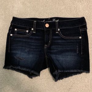 American Eagle size 28 Jean shorts